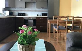 Warszawa, 2 pokoje, balkon, blisko Centrum Onkologii, Novum, wifi
